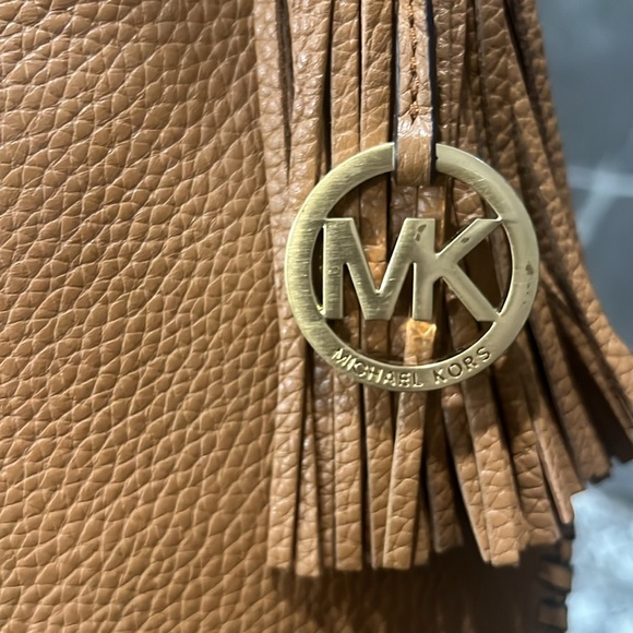 Michael Michael kors leather EUC Whip Stitching Tassel Gold hardware - Picture 10 of 17
